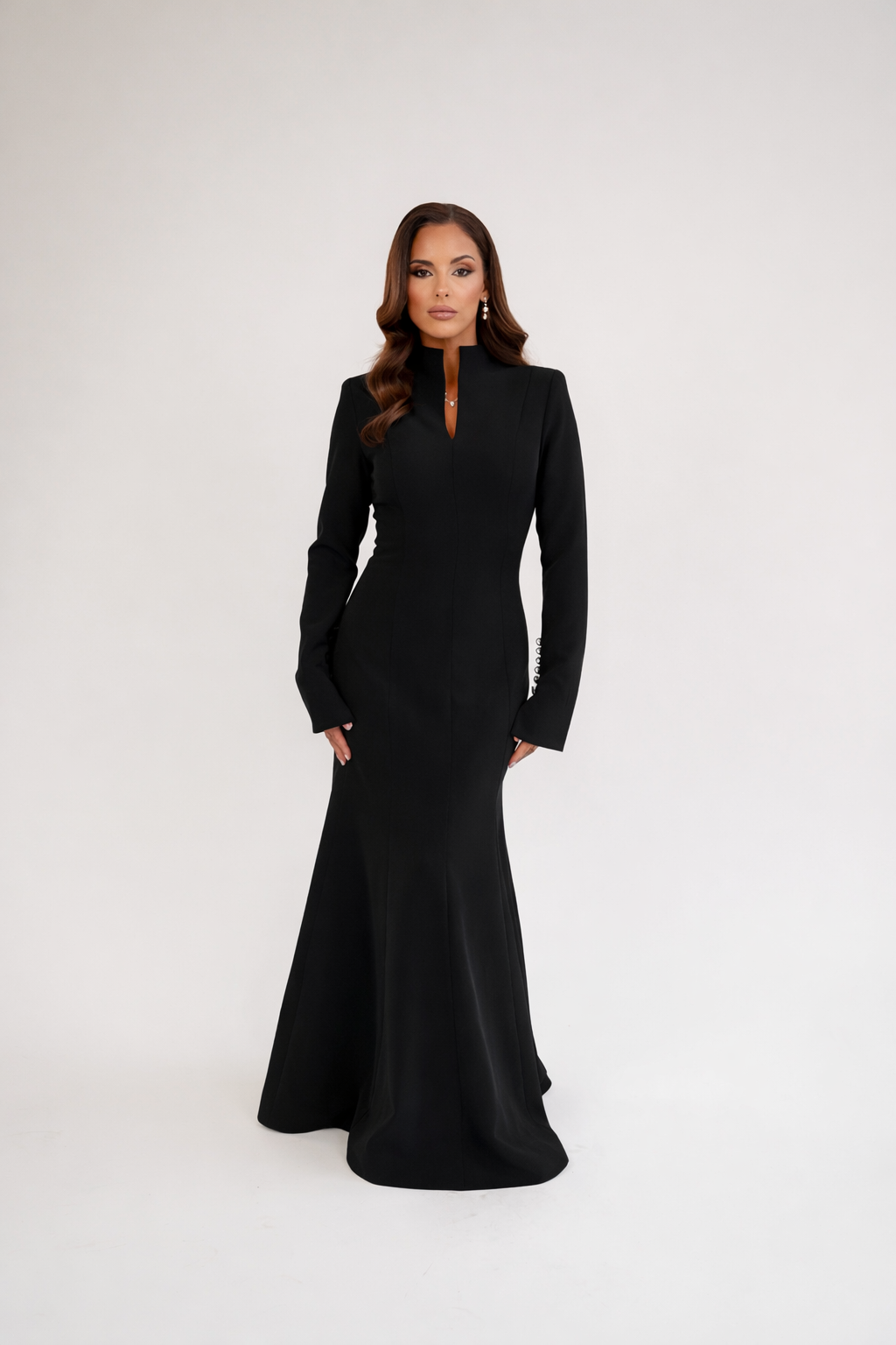 THE SILHOUETTE GOWN BLACK